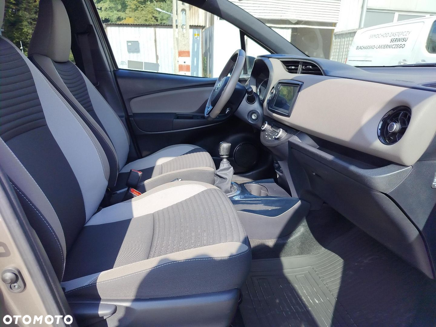 Toyota Yaris - 8