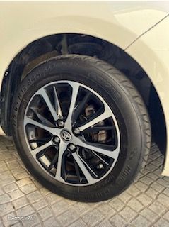 Toyota Yaris 1.0 VVT-i Comfort - 4