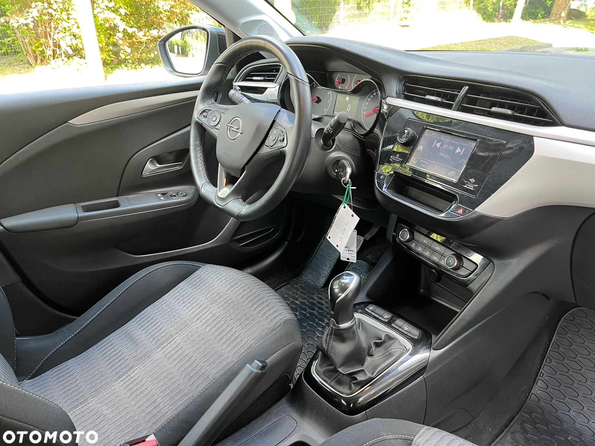 Opel Corsa 1.2 Business S&S - 6