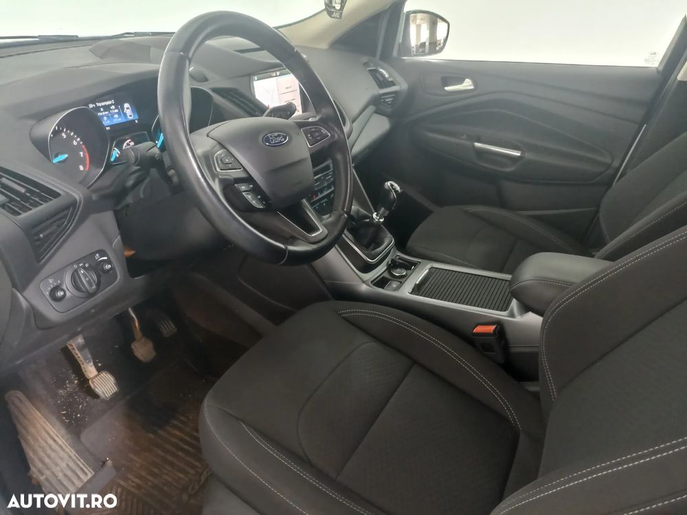 Ford Kuga 1.5 EcoBoost 2WD Trend - 11