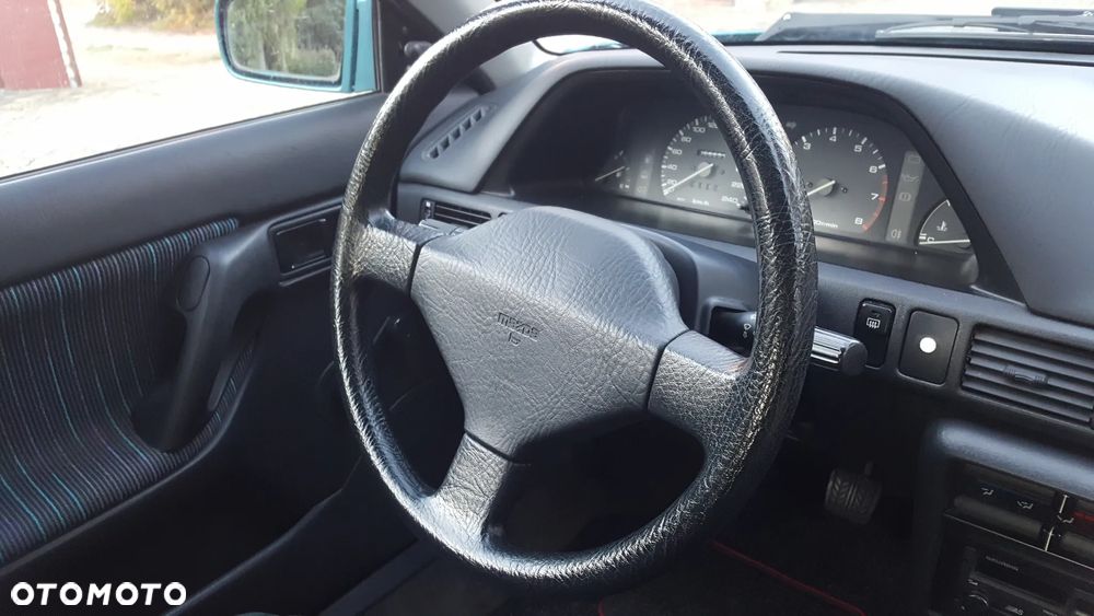 Mazda 323 - 11
