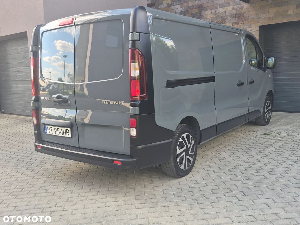 Renault Trafic - 8