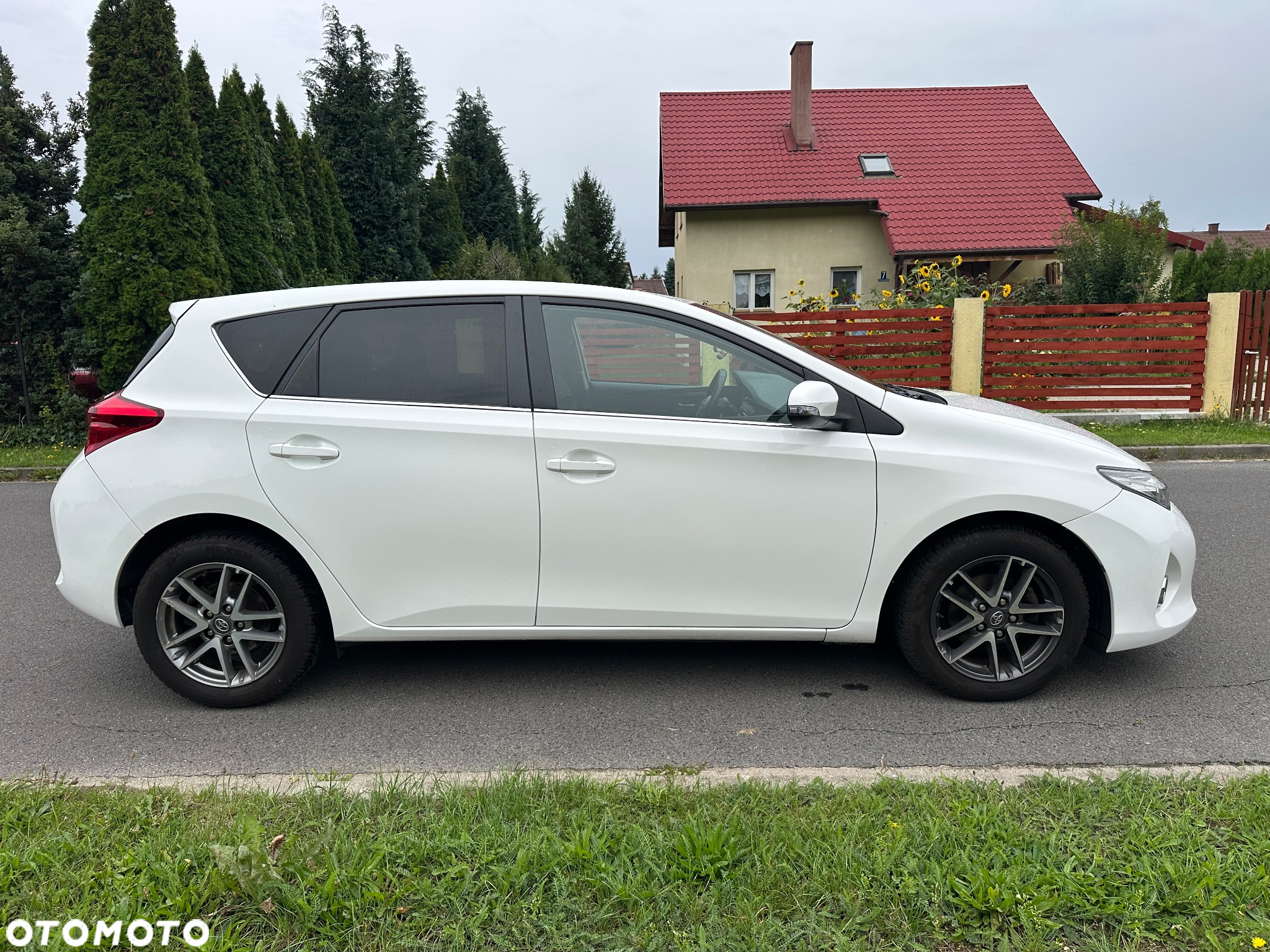 Toyota Auris 1.8 HSD Prestige NAVI - 14