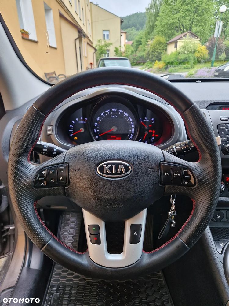 Kia Sportage 2.0 CRDI XL - 8