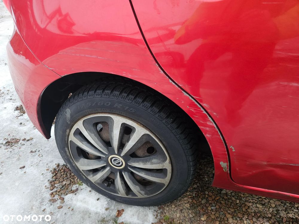 Nissan Micra - 17