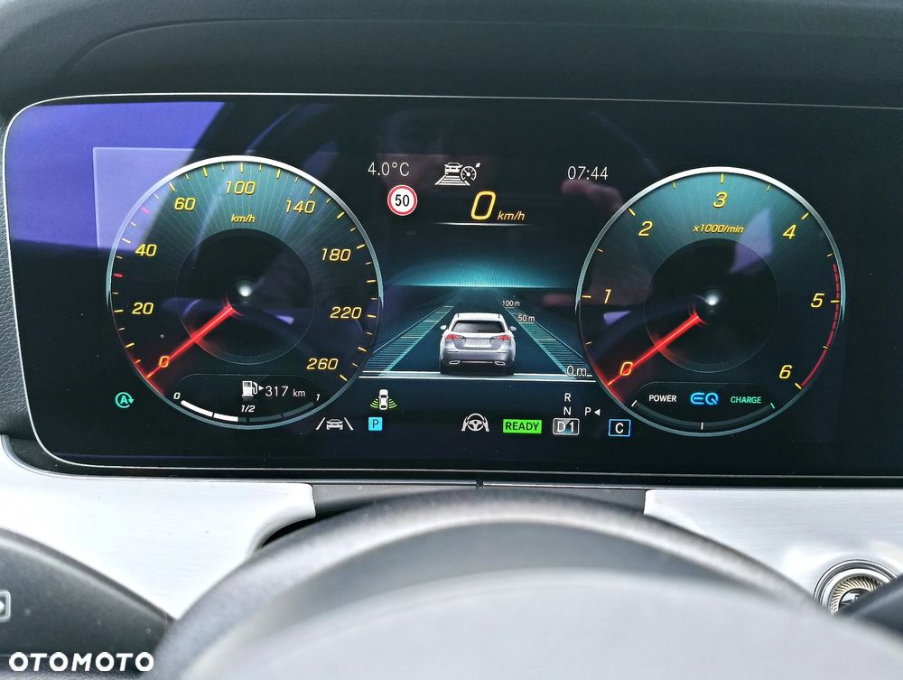 Mercedes-Benz Klasa E 220 d 4Matic 9G-TRONIC Avantgarde - 19