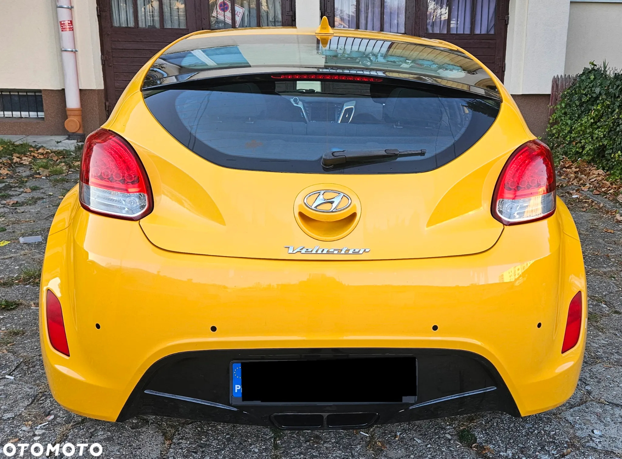 Hyundai Veloster - 2
