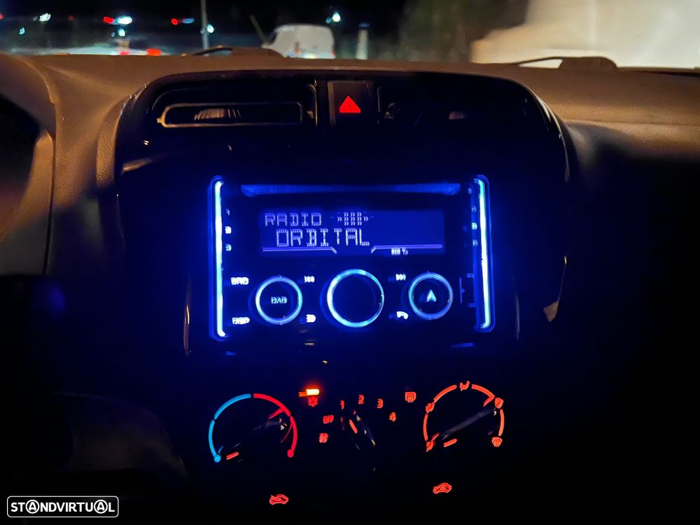 Mitsubishi Space Star 1.2 Intense - 19