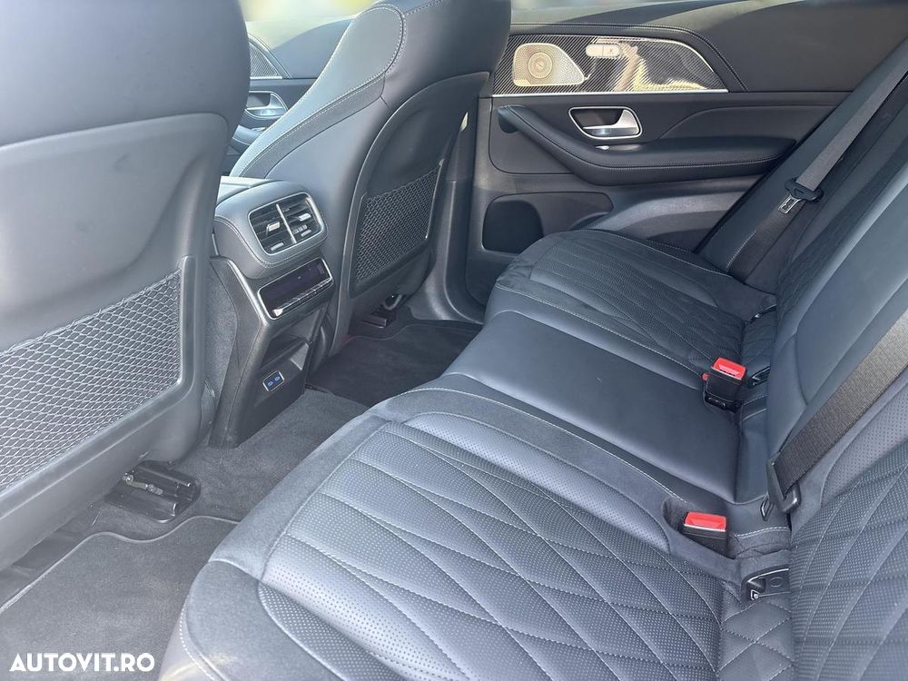 Mercedes-Benz GLE Coupe AMG 53 PHEV - 13