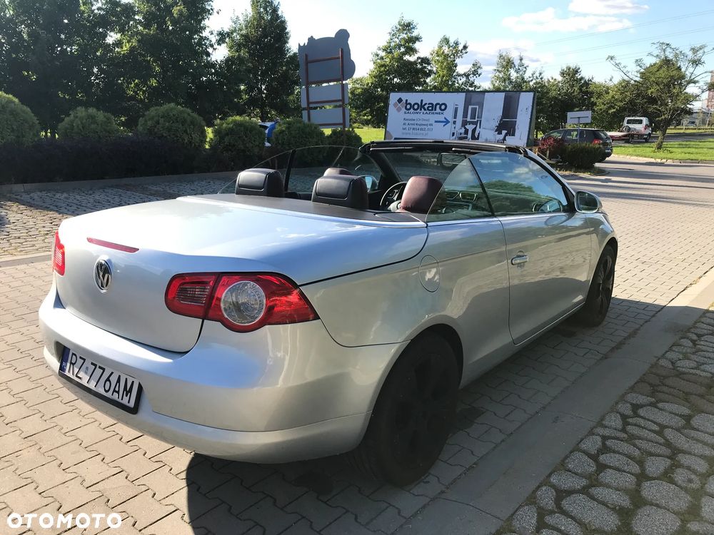 Volkswagen Eos - 12