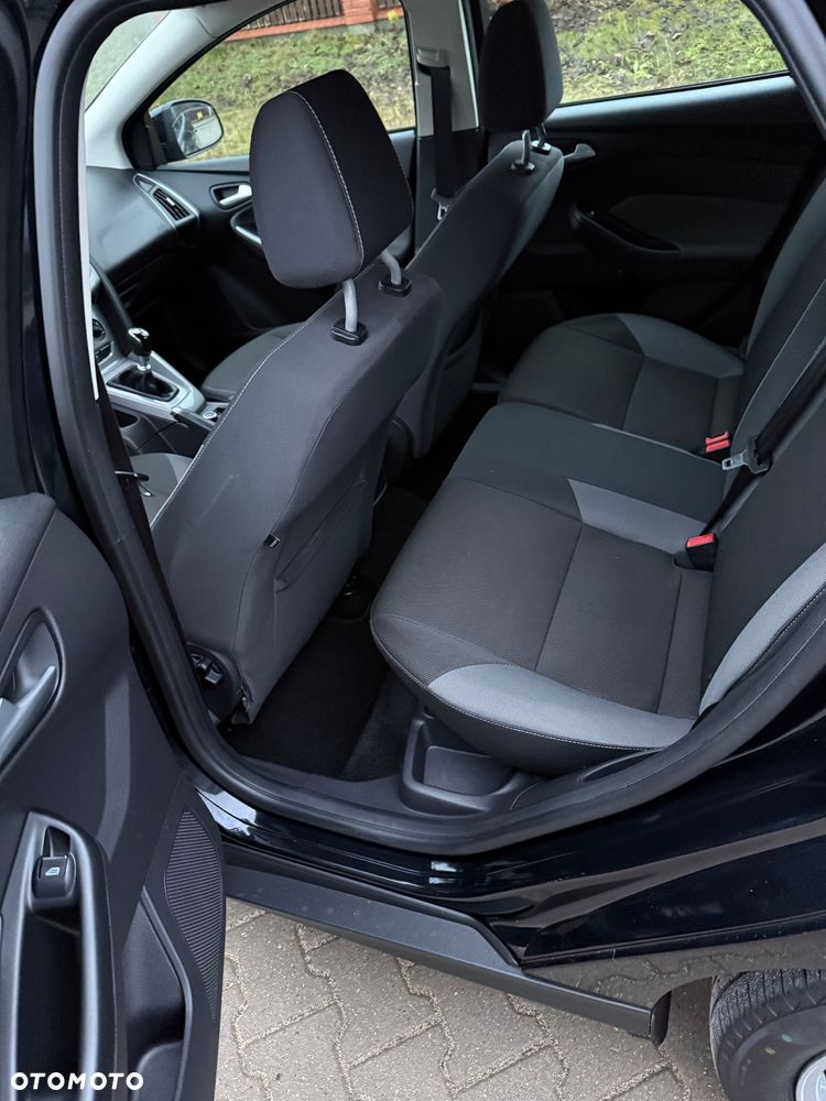 Ford Focus 1.6 TDCi DPF Start-Stopp-System Titanium - 13