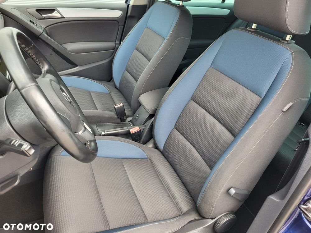 Volkswagen Golf - 19