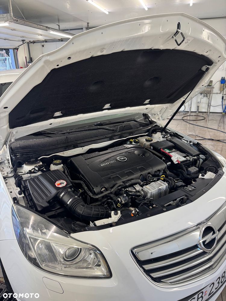 Opel Insignia - 15