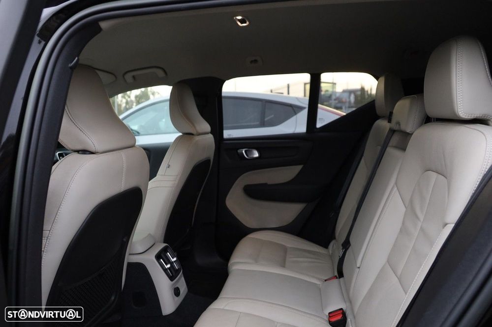 Volvo XC 40 1.5 T5 PHEV Plus Dark - 12