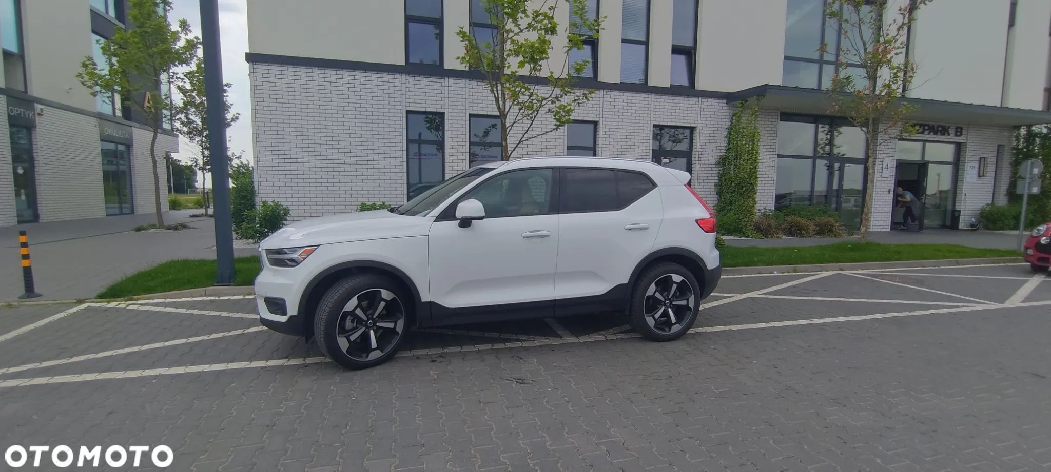 Volvo XC 40 T5 AWD Momentum Pro - 1