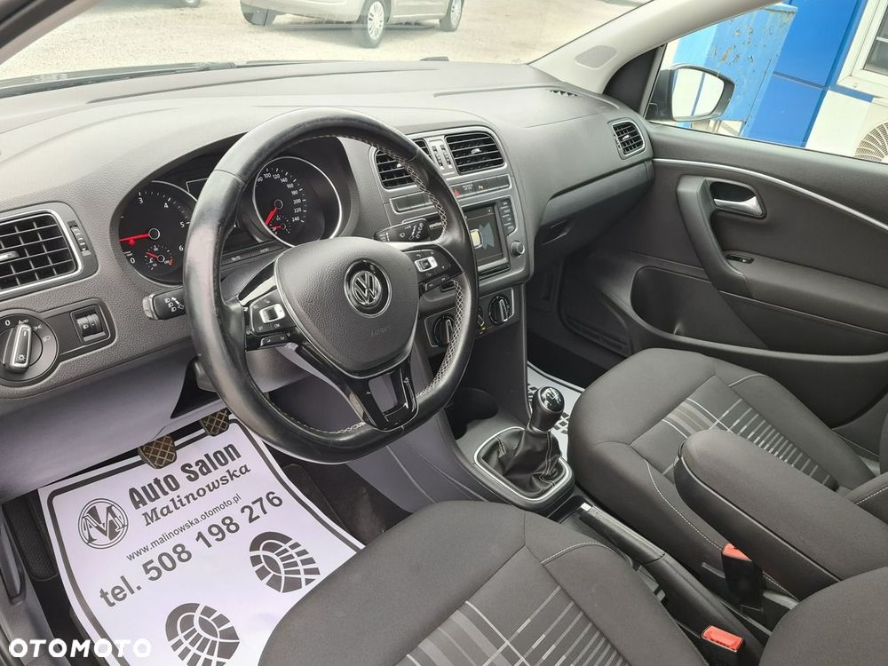 Volkswagen Polo 1.4 TDI Blue Motion Technology Lounge - 20