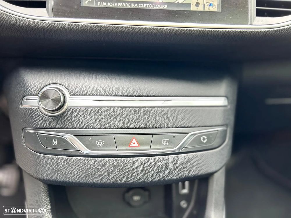 Peugeot 308 BlueHDi FAP 120 Stop & Start Allure - 28