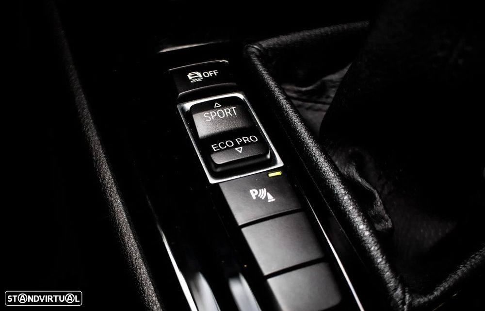 BMW X1 xDrive18d - 10