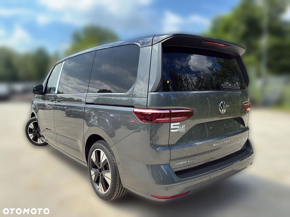 Volkswagen Multivan - 5