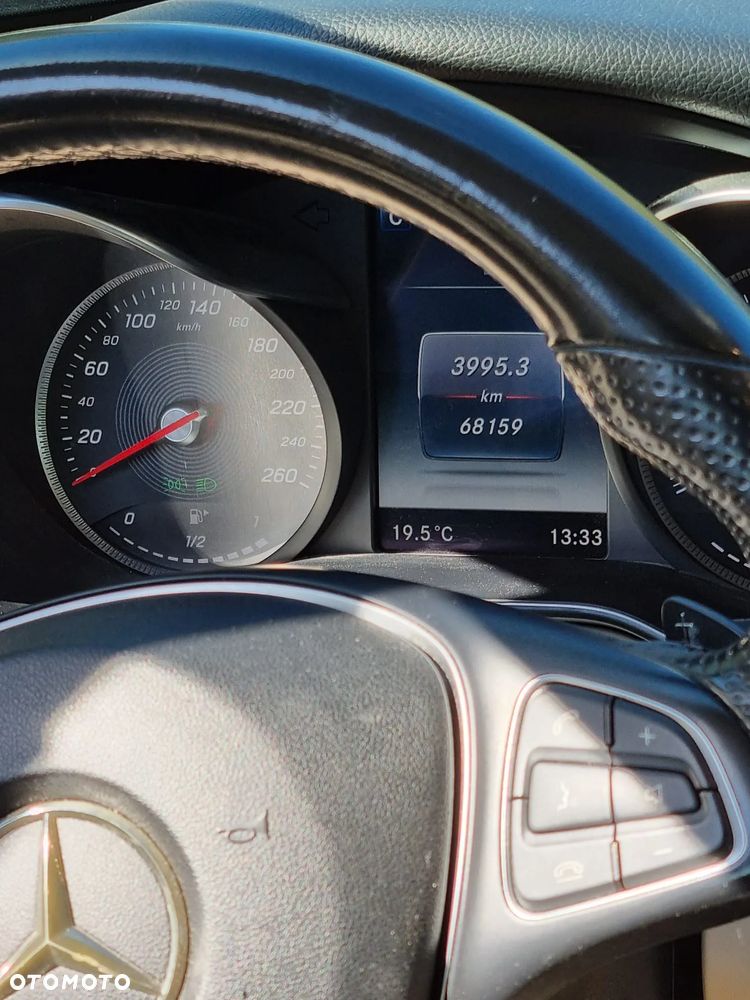 Mercedes-Benz Klasa C 300 7G-TRONIC Exclusive - 6