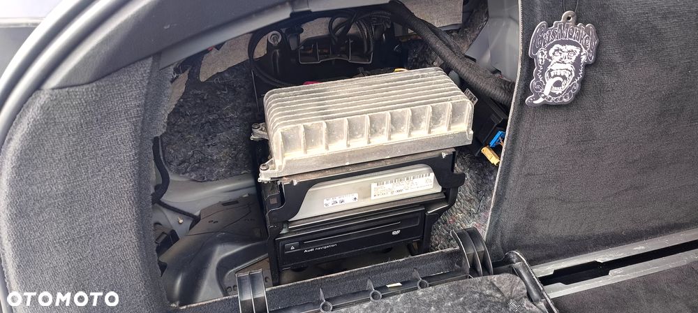 Audi A6 Avant 3.0 TDI DPF quattro - 11