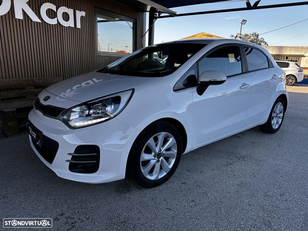 Kia Rio 1.1 CRDi EX - 13