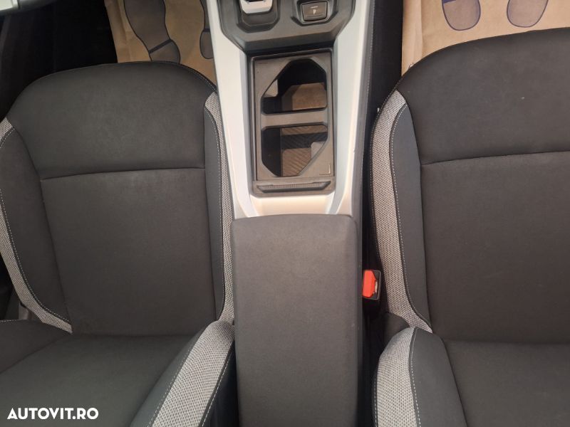Dacia Bigster HEV 155 Journey - 18