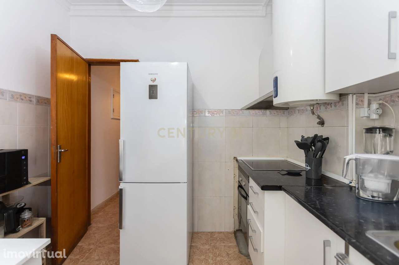 T1 situado na rua Professor Paulo Assunção Bagina - Aldeia de Paio Pir - Grande imagem: 4/18