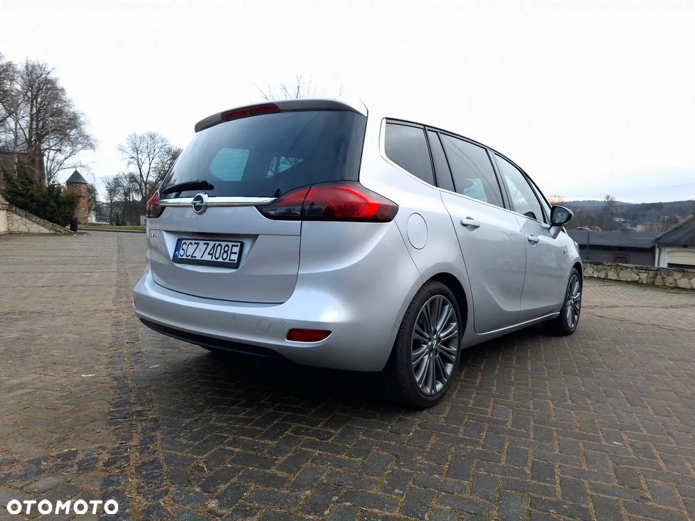 Opel Zafira 1.6 CDTI Elite S&S - 9