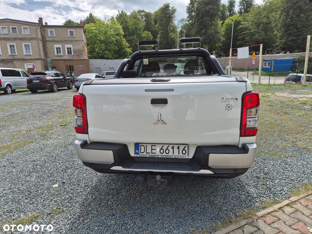 Mitsubishi L200 Pick Up 4x4 S&S Autm Double Cab Plus - 8