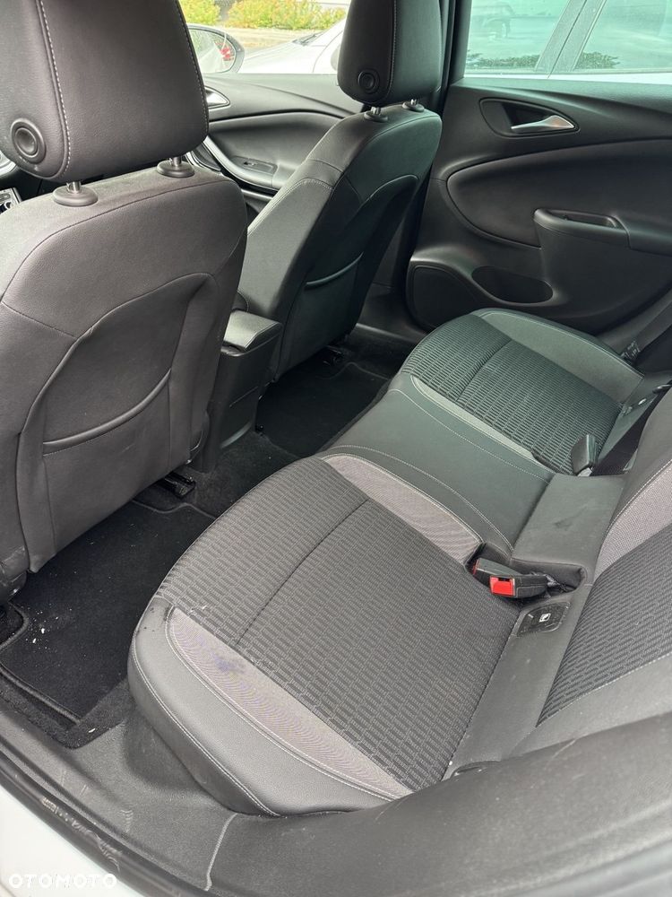 Opel Astra 1.2 T Elegance S&S - 15