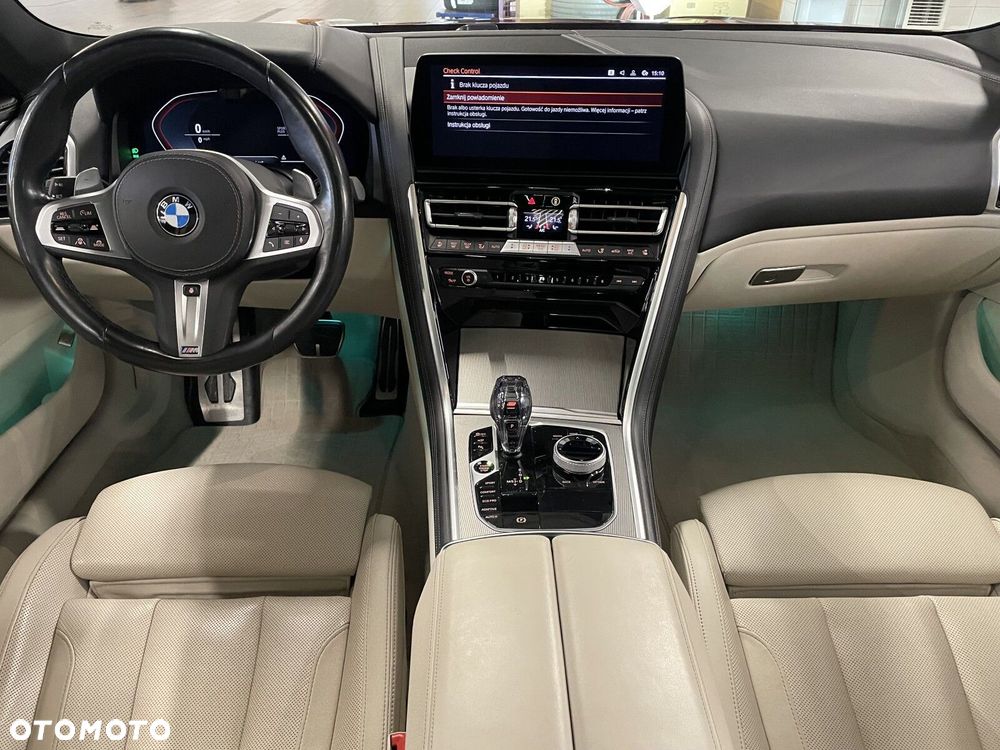 BMW Seria 8 - 9