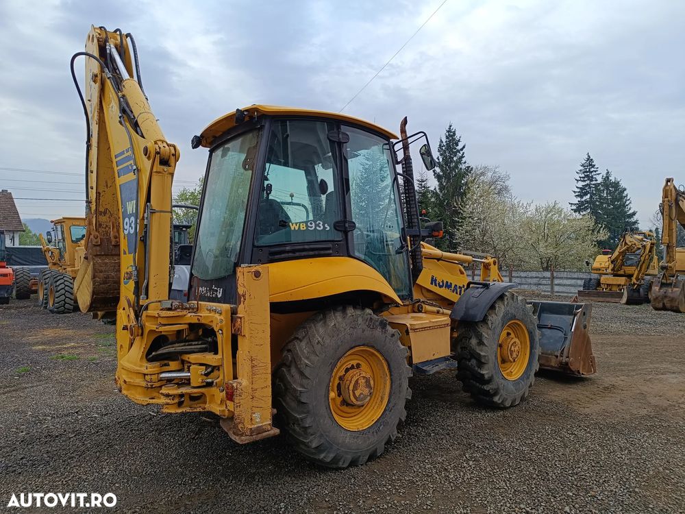Komatsu WB93S-5E0 - 8