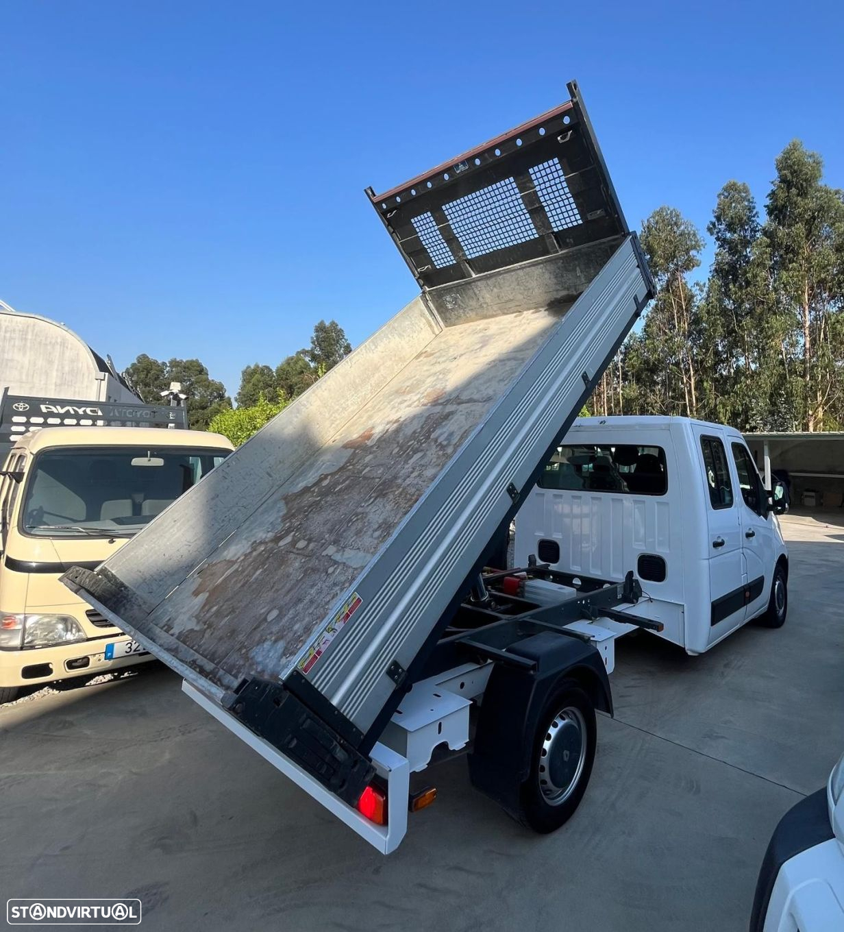 Renault Master 7 Lugares + Basculante - 6
