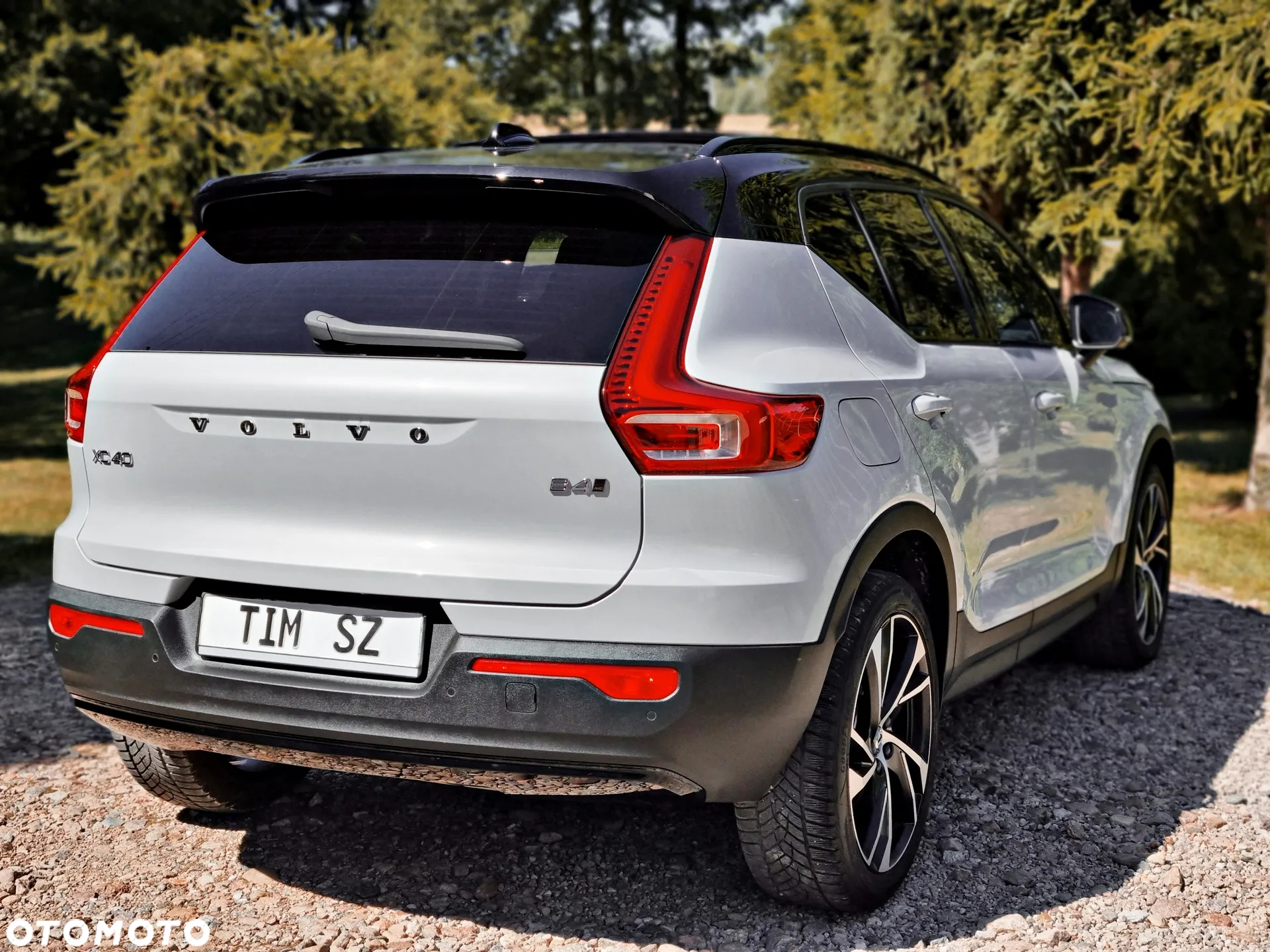 Volvo XC 40 B4 B AWD Geartronic RDesign - 13