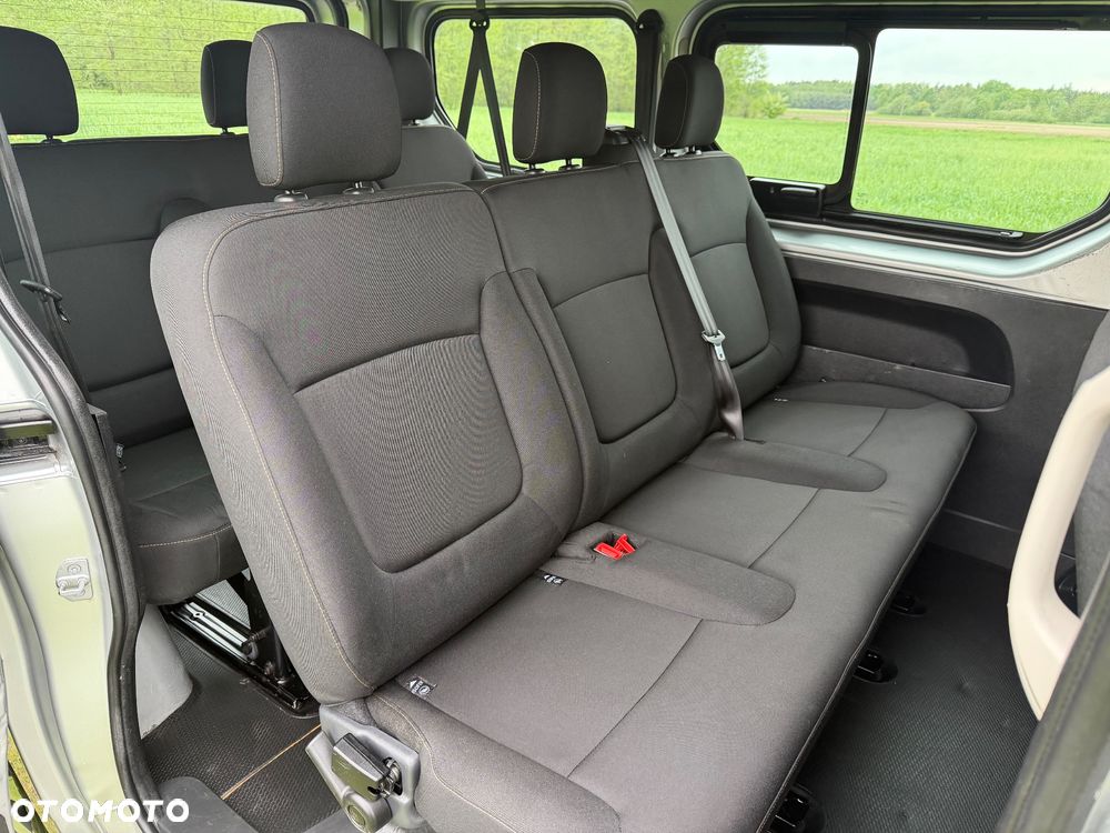 Renault Trafic (ENERGY) Start & Stop Combi Expression - 23