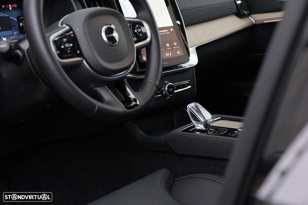 Volvo XC 90 2.0 T8 PHEV Plus Dark AWD - 16