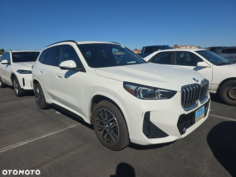 BMW X1 - 1