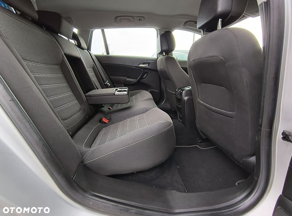 Opel Insignia 2.0 CDTI automatik Active - 19