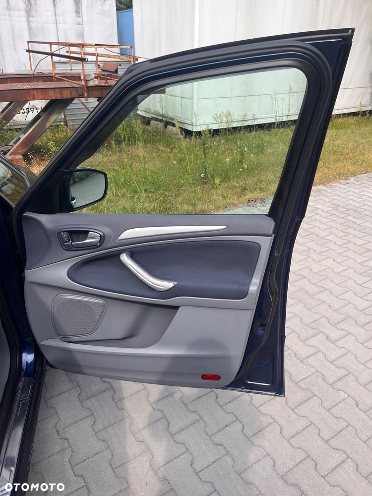 Ford S-Max 2.0 TDCi Titanium - 9