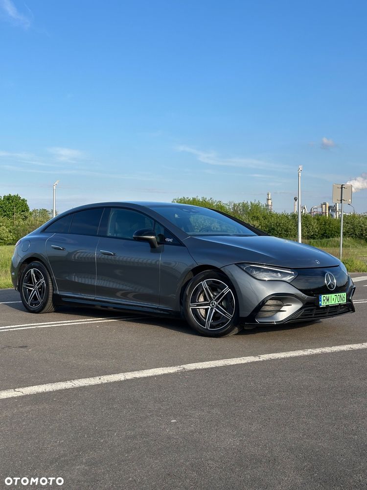 Mercedes-Benz EQE 350 90.5kWh 4-Matic AMG Line - 1