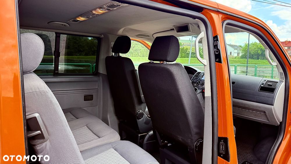 Volkswagen Transporter - 29