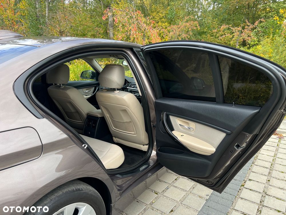 BMW Seria 3 - 29