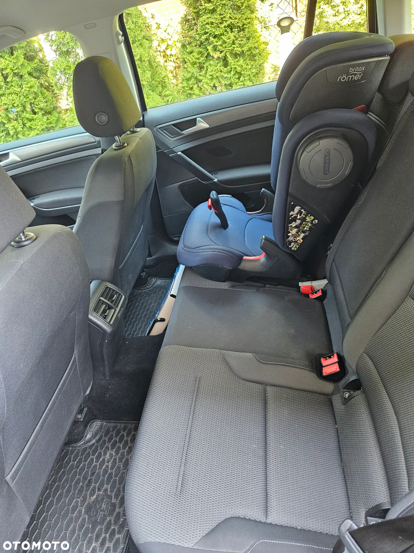 Volkswagen Golf VII 1.6 TDI BMT Comfortline - 6