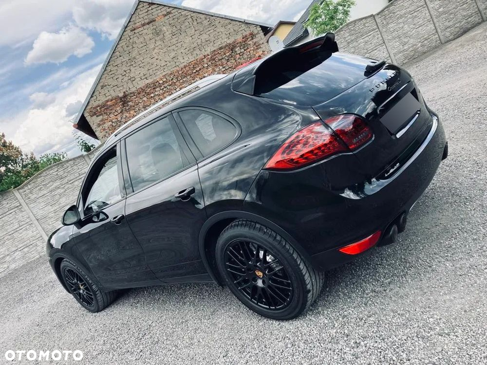 Porsche Cayenne S - 9