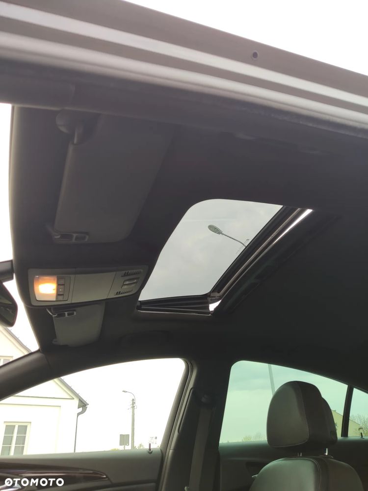 Opel Insignia 2.0 CDTI - 19