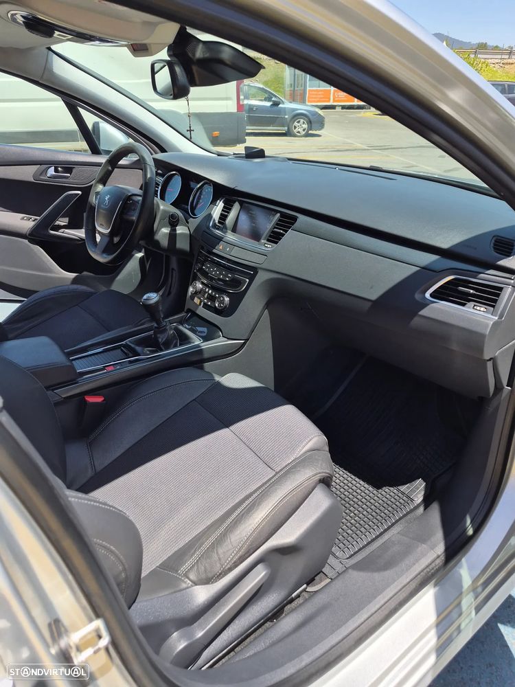 Peugeot 508 SW - 21