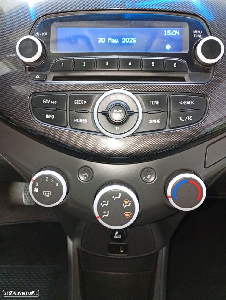 Chevrolet Spark 1.0 L Bi-Fuel - 14