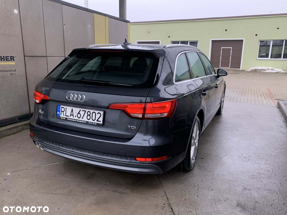 Audi A4 Avant 2.0 TDI - 29