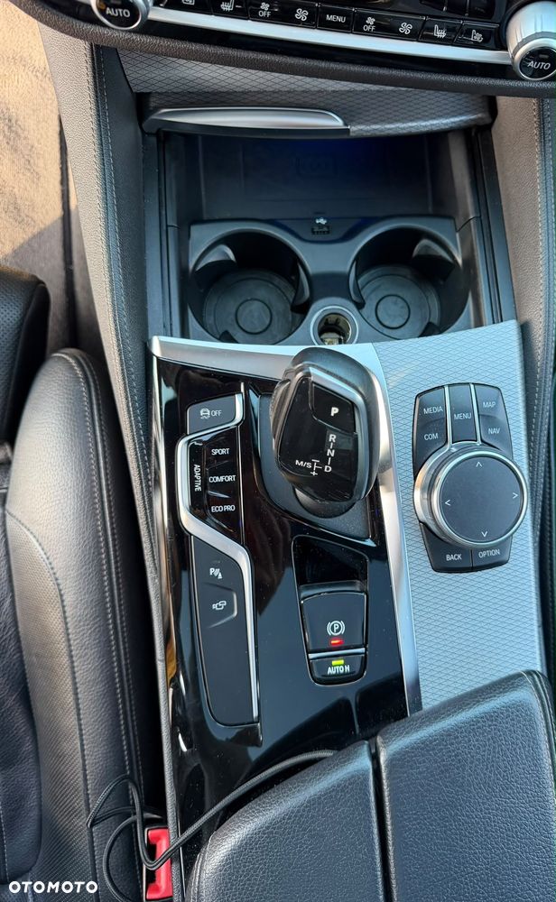 BMW Seria 5 520d xDrive M Sport sport - 4